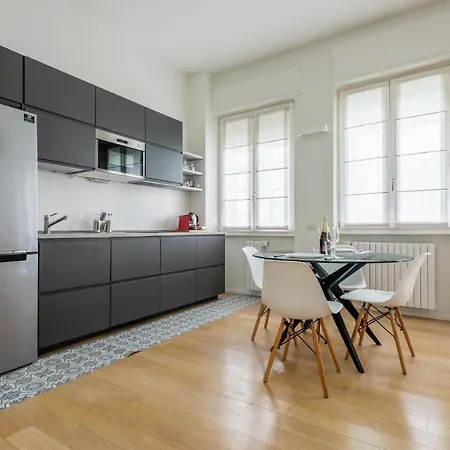 Apartamento Easylife - Bellissimo E Luminoso A Colonne Di San Lorenzo Milán